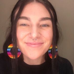 Meet your Posher, Abigail